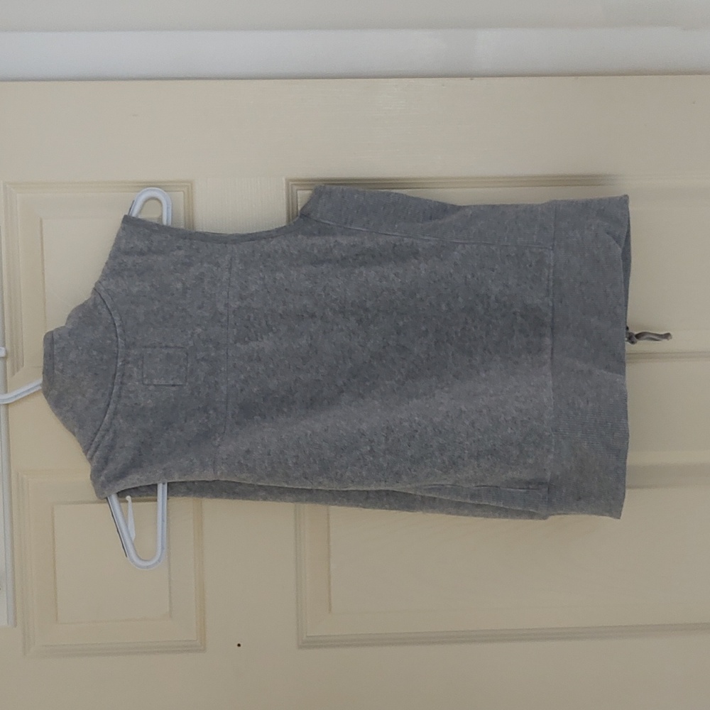 Gray Vest - Picture 5 of 5